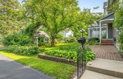 1004 PEARL, BELVIDERE, IL 61008