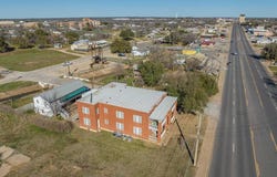 900 W Walker, Breckenridge, TX 76424