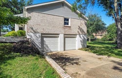 15645 Dresden Lake Court, Chesterfield, MO 63017
