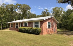 1510 Dulaney Road, Terry, MS 39170