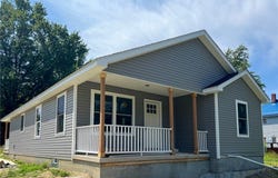 179 Hayward Avenue, Conneaut, OH 44030