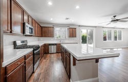 1388 Paseo Del Mar Parkway, Madera, CA 93638