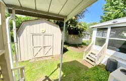 18 Cook Lane, New Paltz, NY 12561