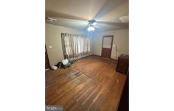4856 COLES POINT ROAD, HAGUE, VA 22469