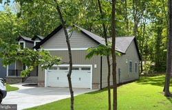 1231 LAKEVIEW Parkway, LOCUST GROVE, VA 22508