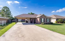 475 Broussard Street, Breaux Bridge, LA 70517