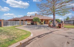 407 NW 32nd St, Lawton, OK 73505