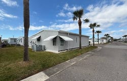1071 Donegan Rd, Largo, FL 33771