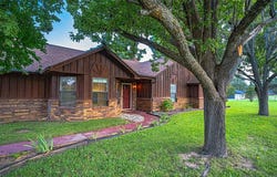3713 Indian Creek Trail, Granbury, TX 76049