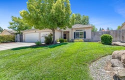 4633 W Cherry Avenue, Visalia, CA 93277