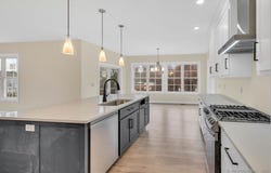 47 Brookview Drive, Glastonbury, CT 06033