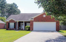 123 Lakeside Drive, Dothan, AL 36301