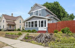 122 Dwight Avenue SE, Grand Rapids, MI 49506