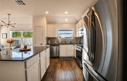211 Mendoza, Kyle, TX 78640