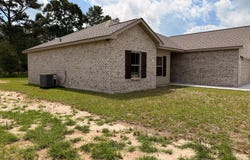 17 Summerwood Dr, Picayune, MS 39466