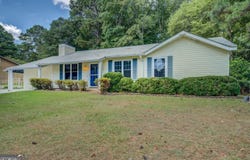 7673 Cloverdale, Jonesboro, GA 30236