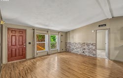 1949 SE PALMQUIST Rd, Gresham, OR 97080