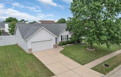 2011 Trio Drive, Wentzville, MO 63385
