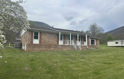 1838 CASCADE Drive, Pembroke, VA 24136