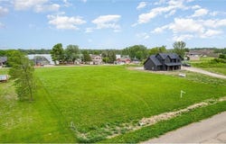 19329 Lake Volney Circle, Le Center, MN 56057