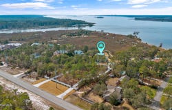9102 River Road, Wilmington, NC 28412