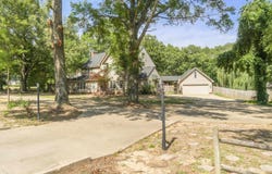 16 Woodcrest Drive, Searcy, AR 72143