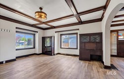 327 Adams St, Twin Falls, ID 83301