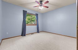 469 Campbell Lane NW, Hutchinson, MN 55350