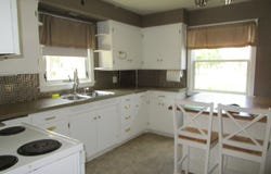 1102 S 10TH AVENUE, ESCANABA, MI 49829