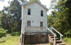 153 Smith Row, Plymouth, PA 18651