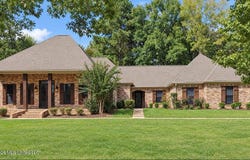 166 Stratford Drive, Brandon, MS 39042