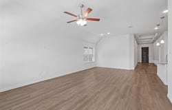 1803 Gateway Lane, Van Alstyne, TX 75459