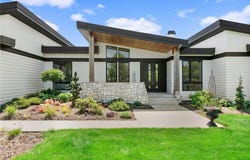 7737 Prairie Grass Pass, Credit River, MN 55372