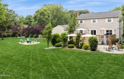 12 Fairway Avenue, Eatontown, NJ 07724