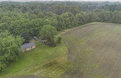6727 Youngren Road, Three Oaks, MI 49128