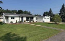 614 Beech, Iron Mountain, MI 49801