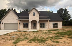 27 Libra Lane, Ward, AR 72176