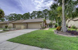 142 Sea Pines Circle, Daytona Beach, FL 32114