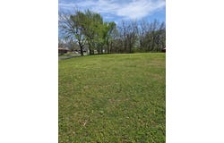 E Schmid Street, Wynnewood, OK 73098