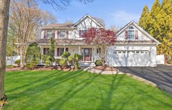 144 Kings Park Road, Commack, NY 11725