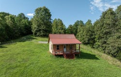 2729 Breeding Road, Edmonton, KY 42129