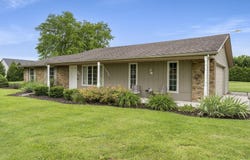17135 Old 24 Road, Woodburn, IN 46797-9042