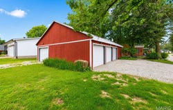 404 E Centerville Road, Columbia, IL 62236
