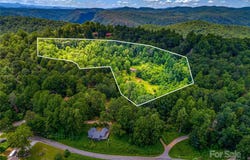 124 Cozy Cove Lane, Saluda, NC 28773