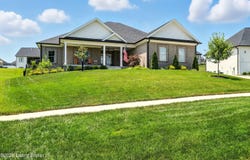6003 Brentwood Dr, Crestwood, KY 40014