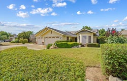 2144 E Iris Avenue, Visalia, CA 93292