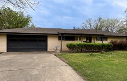 1720 Essex Street, Ardmore, OK 73401