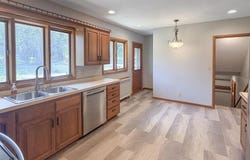 9 19th Avenue NE, Hampton, IA 50441