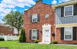 459 W CARACAS AVENUE, HERSHEY, PA 17033