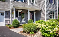65 N Village Circle, Round Lake, NY 12151